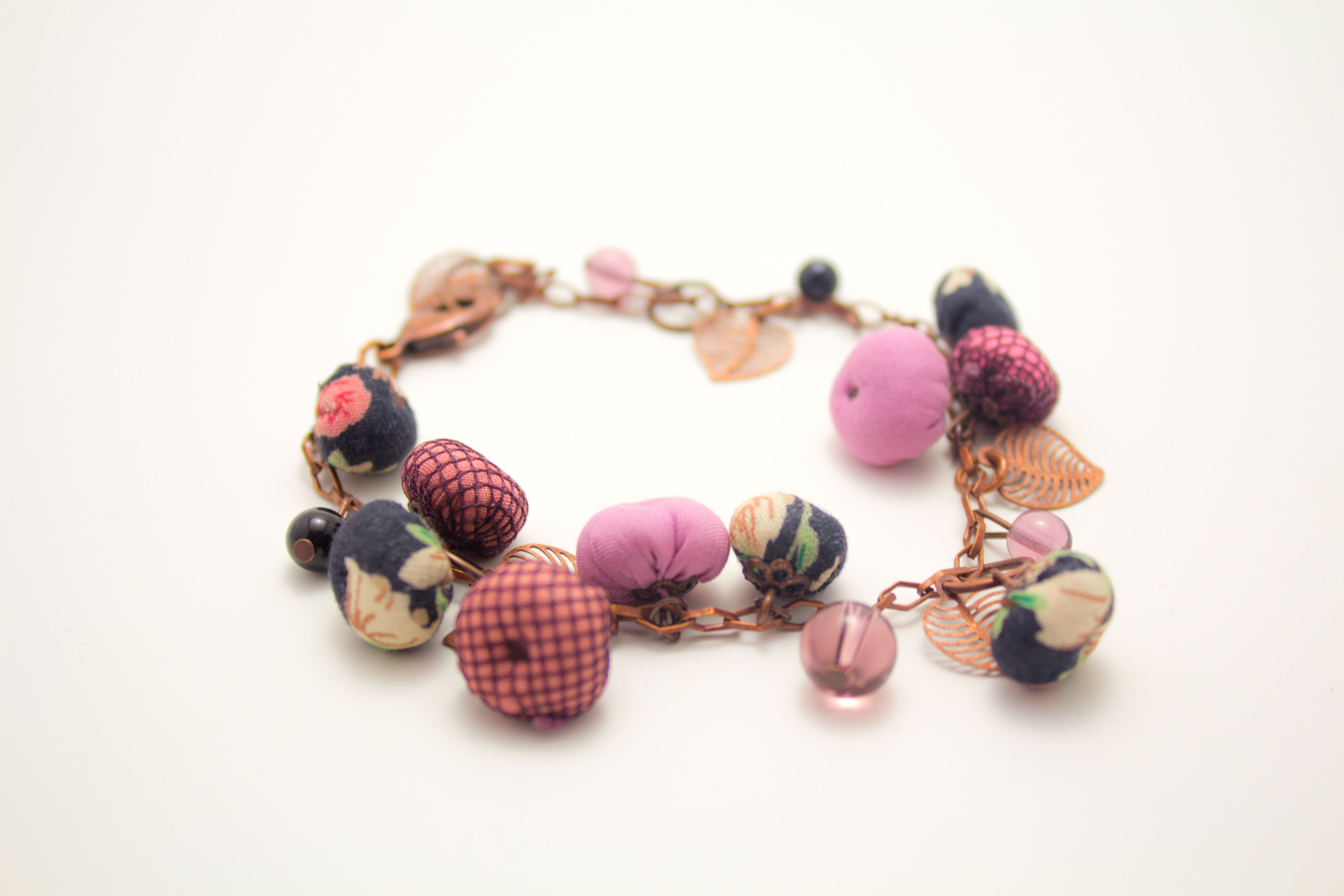 Pink/Black/Lace Rosebuds Bracelet