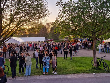 Wir begrüßen den Frühling traditionell
