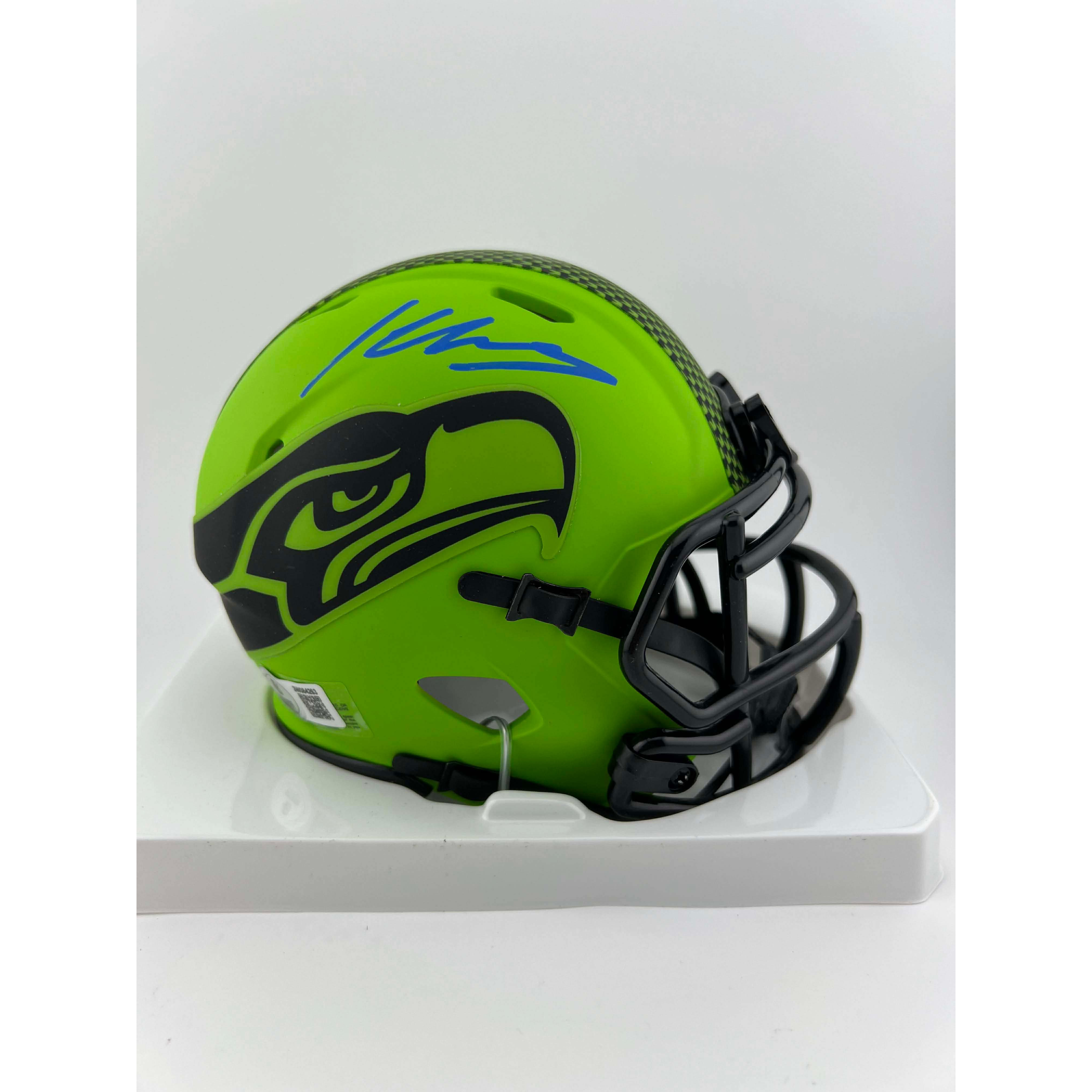 KENNETH WALKER III AUTOGRAPHED SEATTLE SEAHAWKS RAVE SPEED MINI HELMET BECKETT