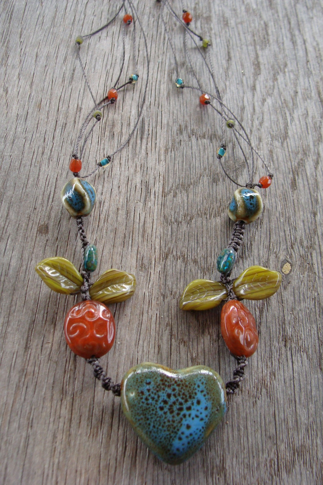 Non-Metal Macrame Ceramic Heart Pendant Necklace