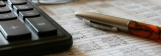 calculator-desk-sm-285x100.jpg