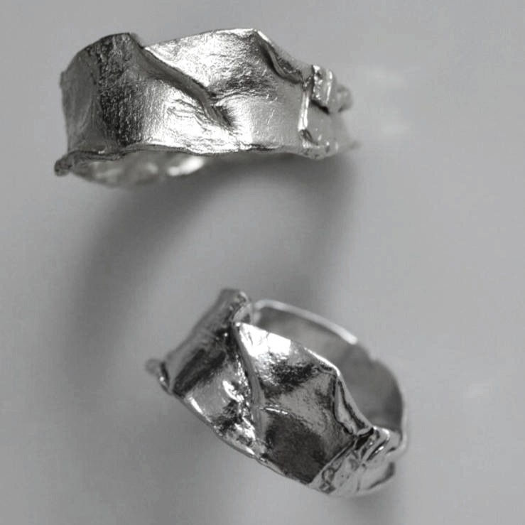 Thumbnail: Petal ring