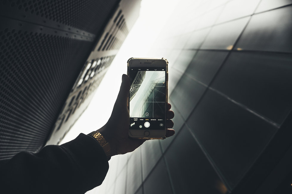 apple-device-blur-camera-596940.jpg