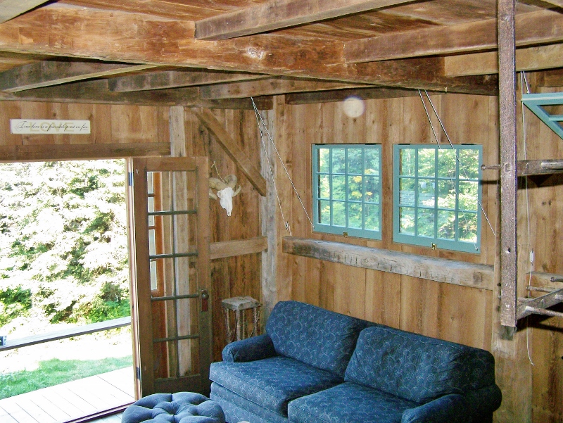Corn Crib Gunstock Timber Frame Pawlet, Vermont