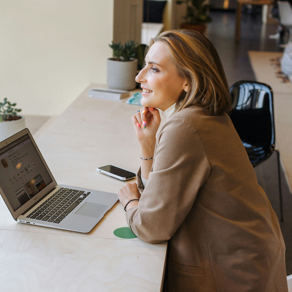 a woman providing a collaborative process as a woman owned marketing agency