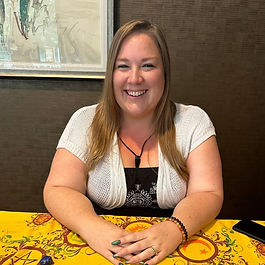 Megan Tinajero is an intuitive medium in kansas city at enlightened kc