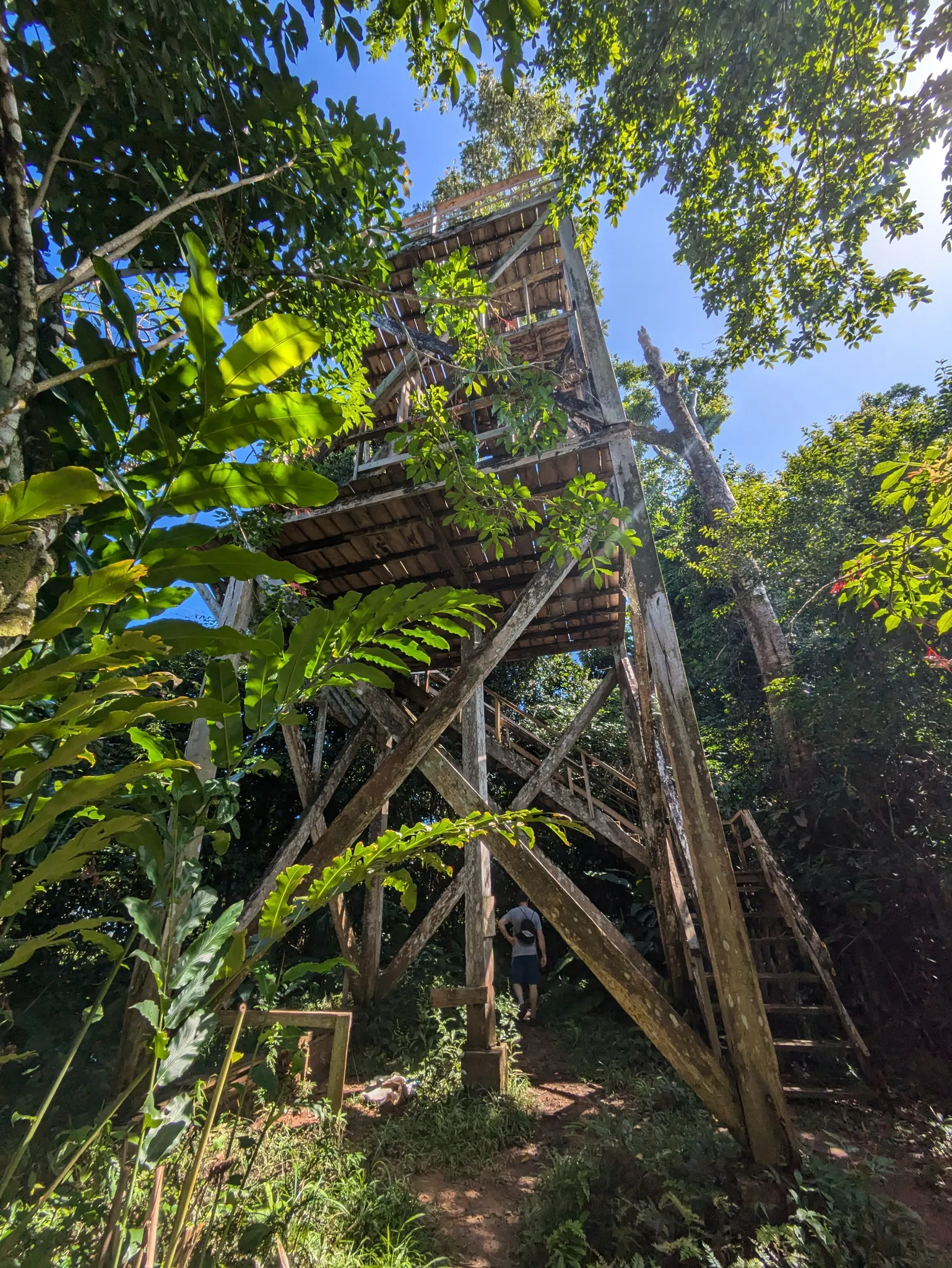 Kekoldi Waterfall Hike