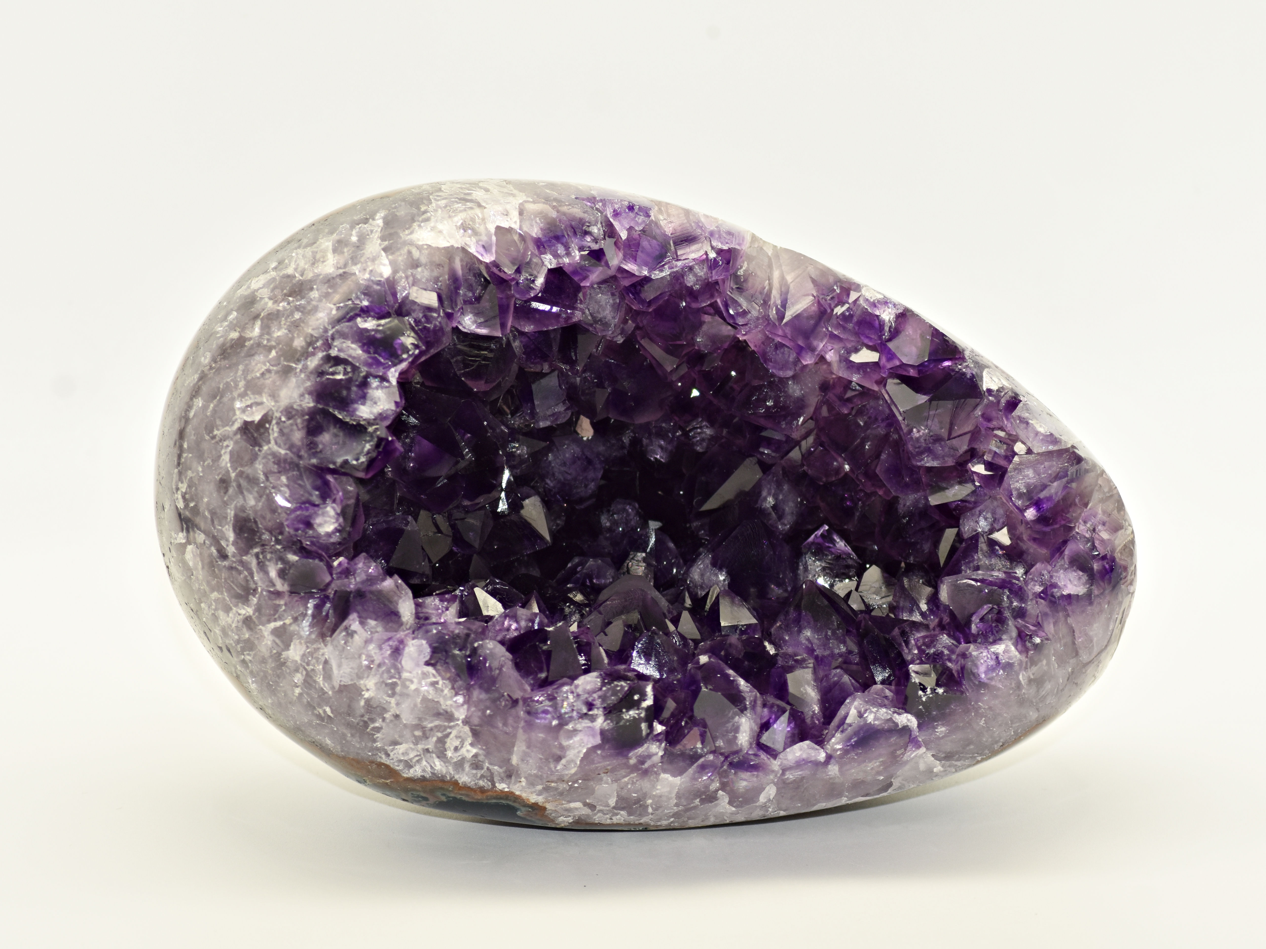 帝皇紫紫水晶洞(蛋型)擺件