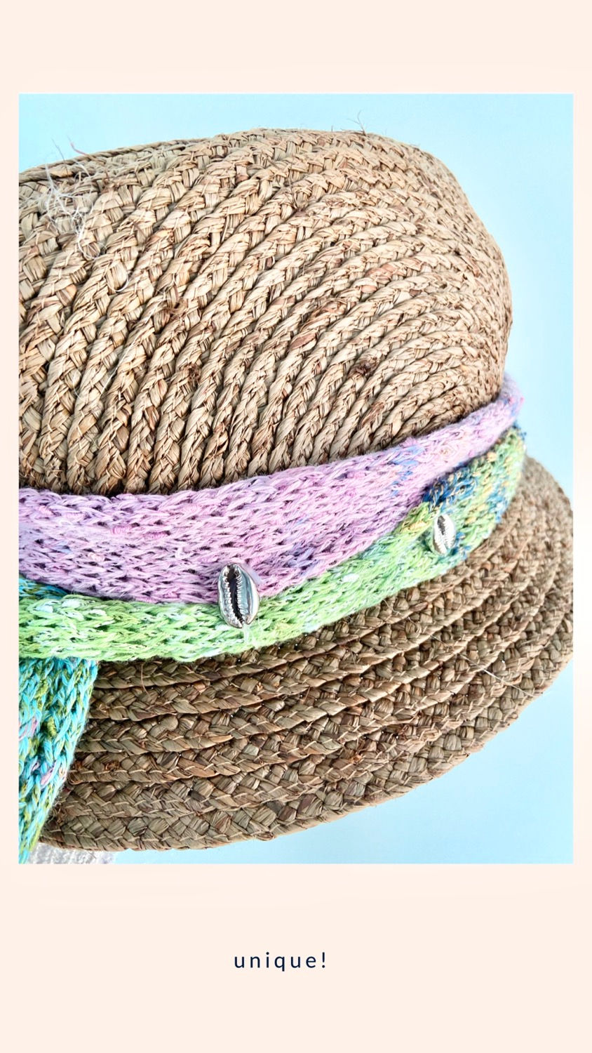 Thumbnail: Lucie hat