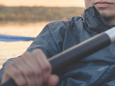 Canot sur le fleuve Saint-Laurent à Matane