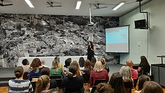 Palestra Corporativa-ChrisDay.jpg