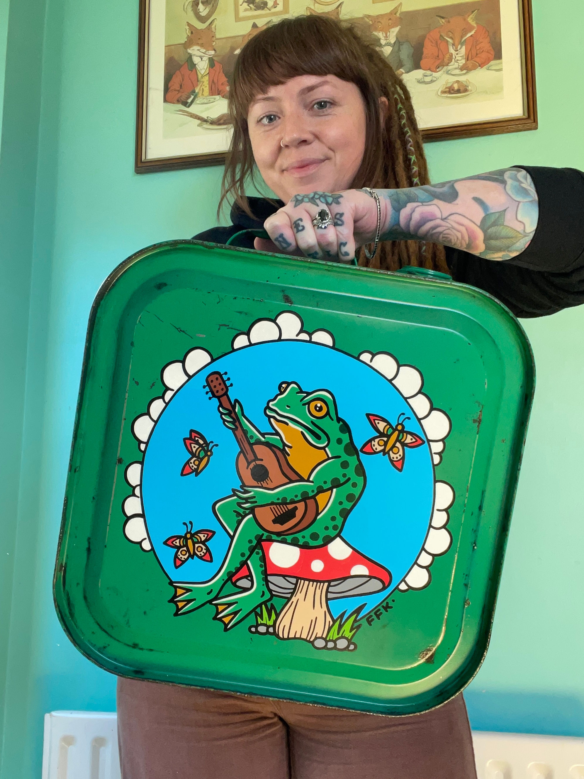 Large Frog Vintage Can
