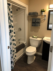 Room 1 bath.png