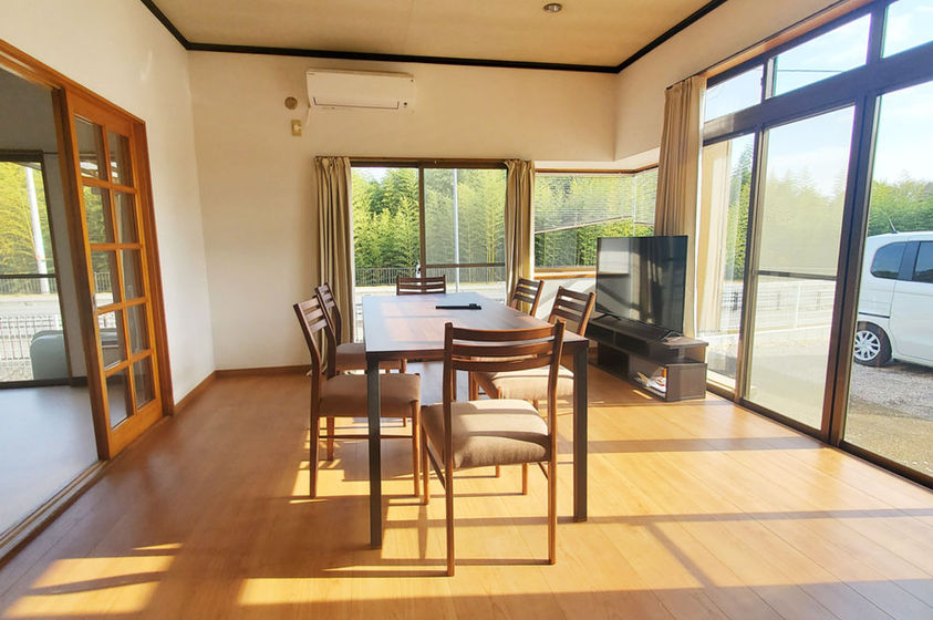 守谷本町 若葉通り棟　リビング