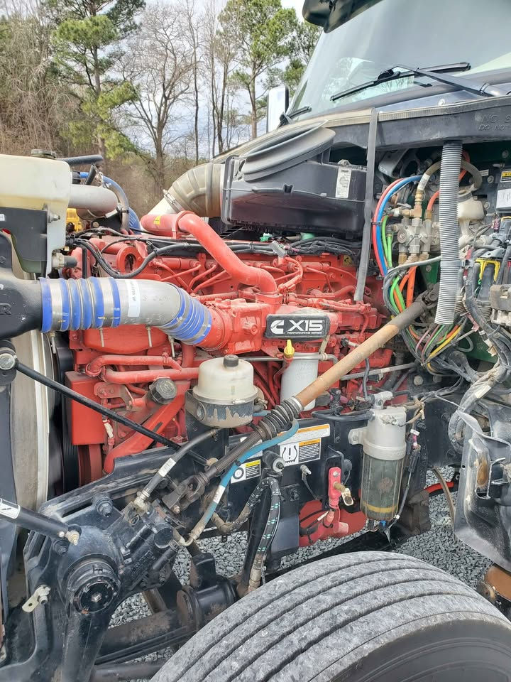 Thumbnail: 2019 Peterbilt 567 Tri-axle Heavy Haul 