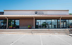 female dentist clinic