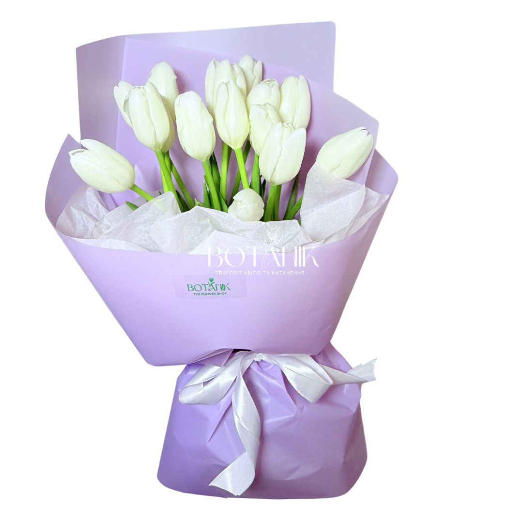 15 білих тюльпанів