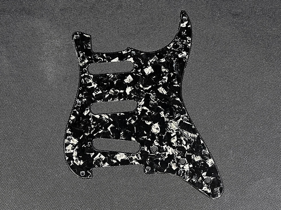 サムネイル： CDJ Dry Carbon Pick Guard for Stratocaster
