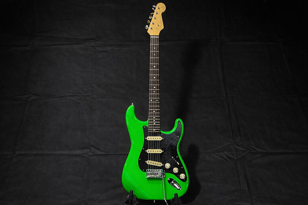 サムネイル： CDJ Dry Carbon Pick Guard for Stratocaster