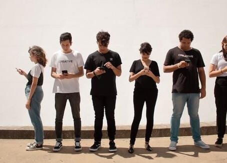 FBI Warning to California Parents: Snapchat Sextortion Scheme Targets Teen Boys