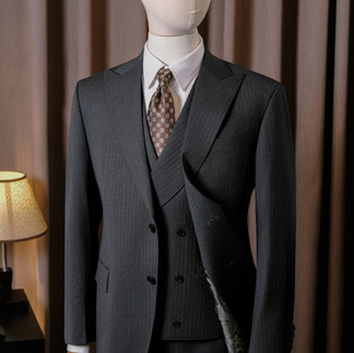Dark grey suit is made of 100% Wool super 120s from T.ingeniator fabric imported from England. 