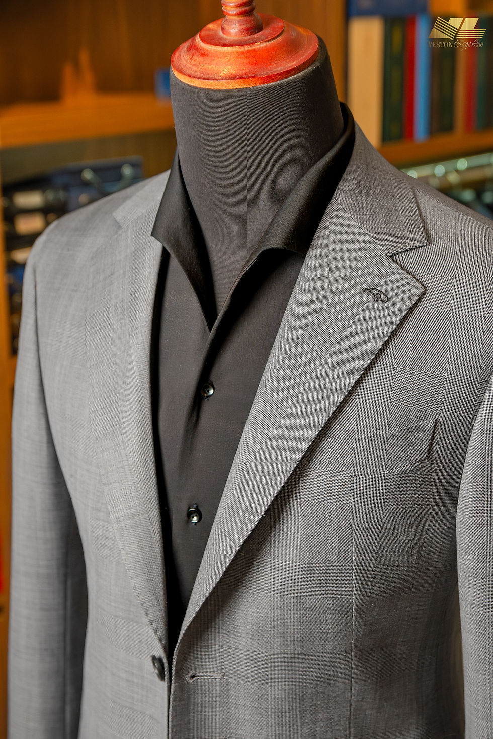 Bộ Suit ghi sáng may đo bởi Veston Ngọc Lan sang trọng, công sở , lịch lãm
