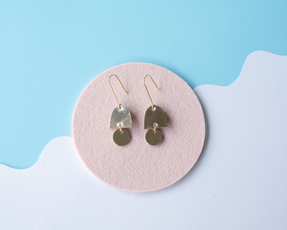 Thumbnail: Archlet Earrings - in Liquid Gold