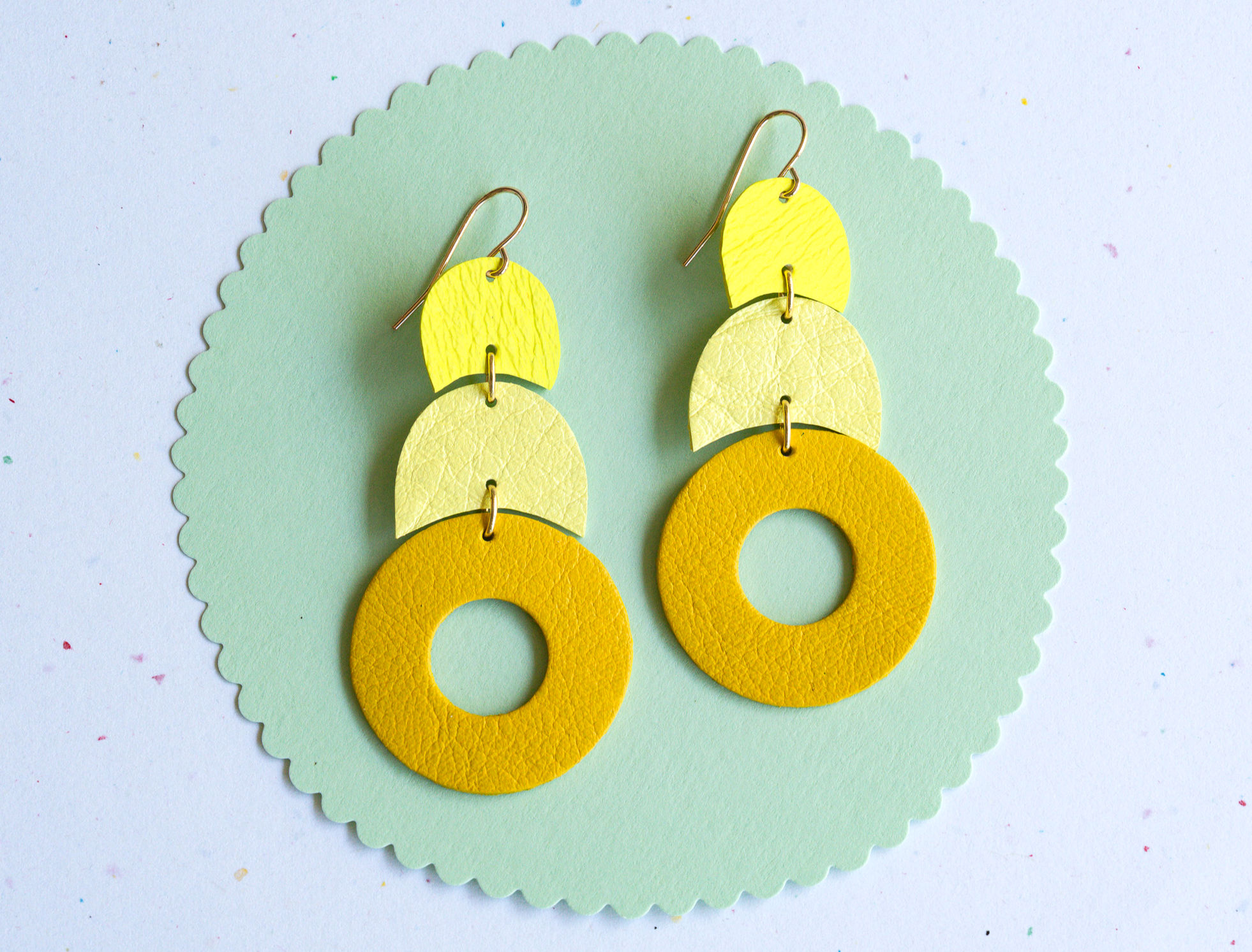 Major Double Scoop Donut Earrings in Triple Yellow