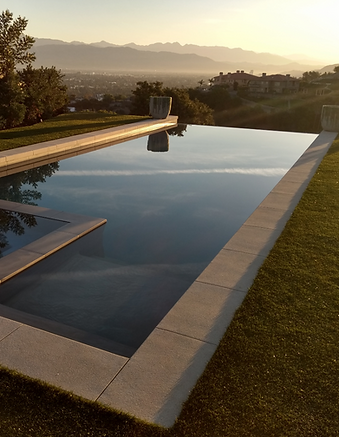 Classic Pool and Rock design in Sherman Oaks