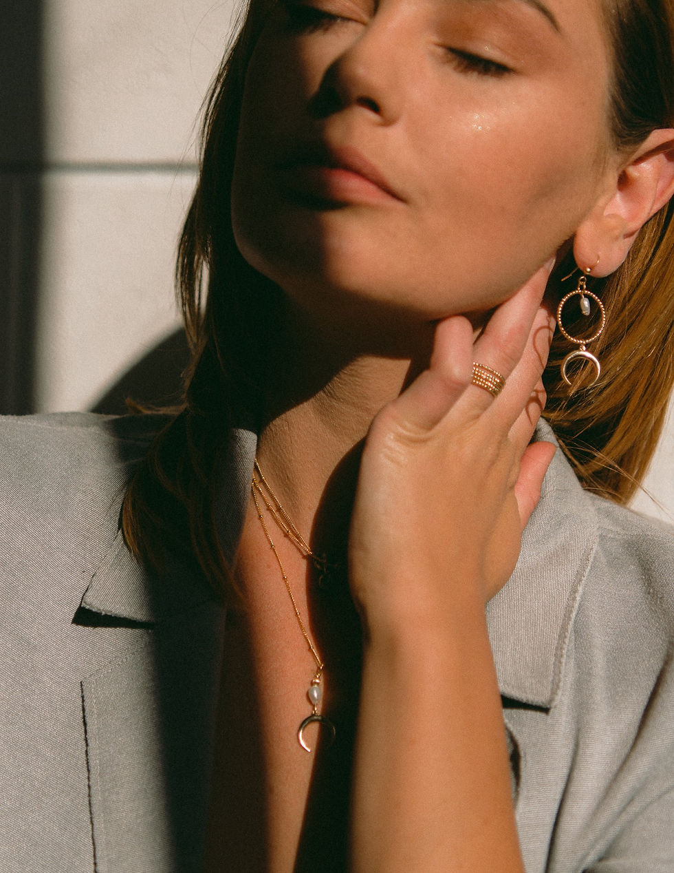 Thumbnail: Crescent Moon Necklace