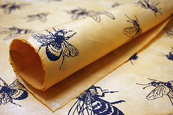 Dancing Bees - Latka Paper