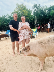 Athol Island Swimming Pigs Beach