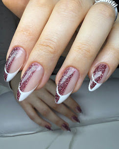 Chrome manicure Queens, NY