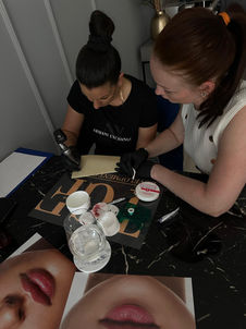 Sminktetoválás korrepetálás Kopaszi Gat Olcsvari Renáta