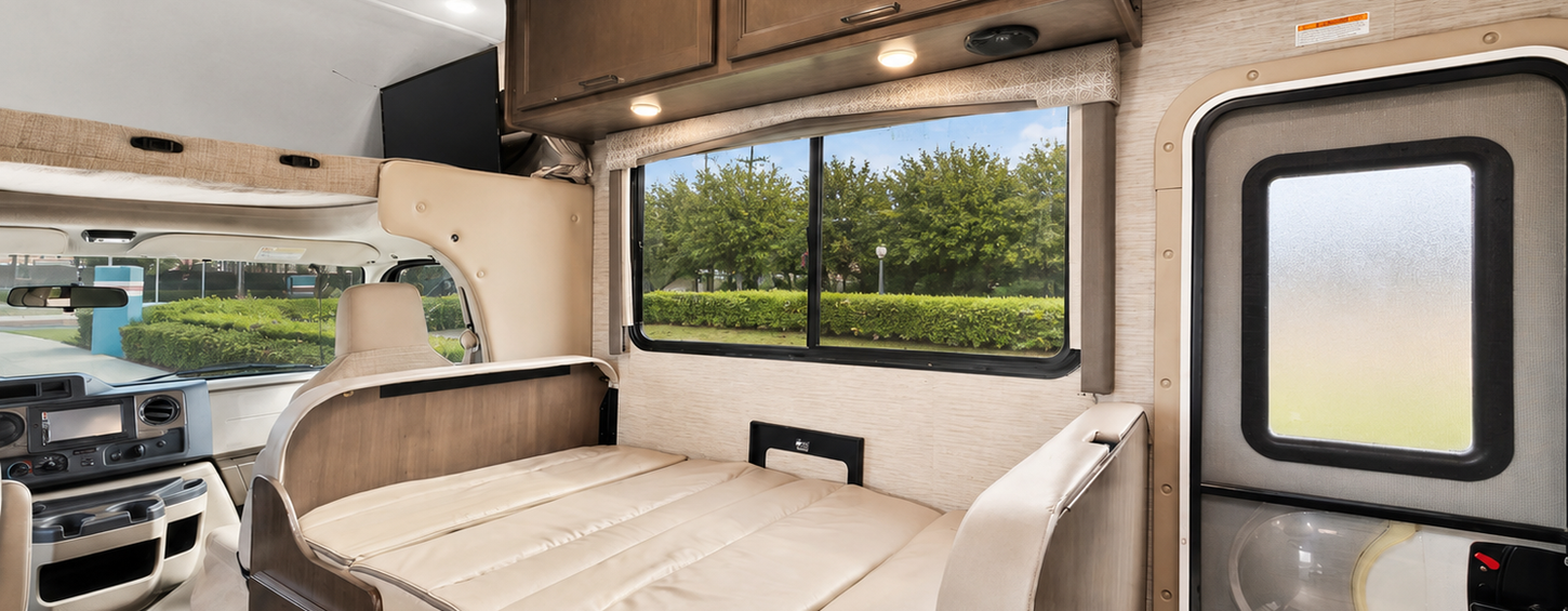 Choco Chateau Class C motorhome living area – photo 10