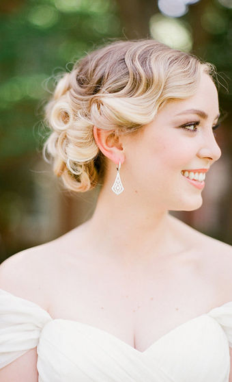 Elegant updo by Todos Santos hairstylist Micaela Soto