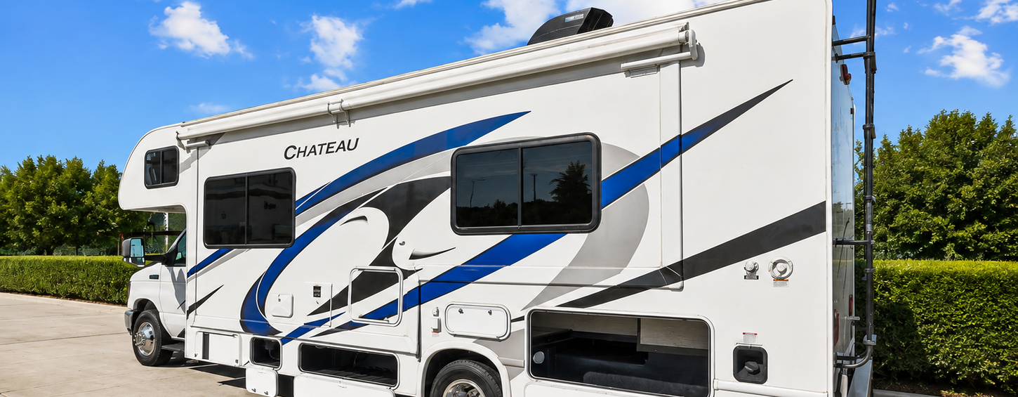 Choco Chateau Class C motorhome exterior – photo 5