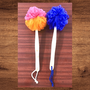 PE Mesh Bath Loofah with Wooden Handle(40g)