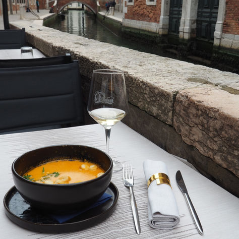 Welcome to Venetian Autumn 🍁🦞with our Lobster Soup