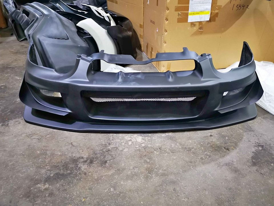 Thumbnail: Subaru Impreza Blobeye - Varis Style Front Bumper