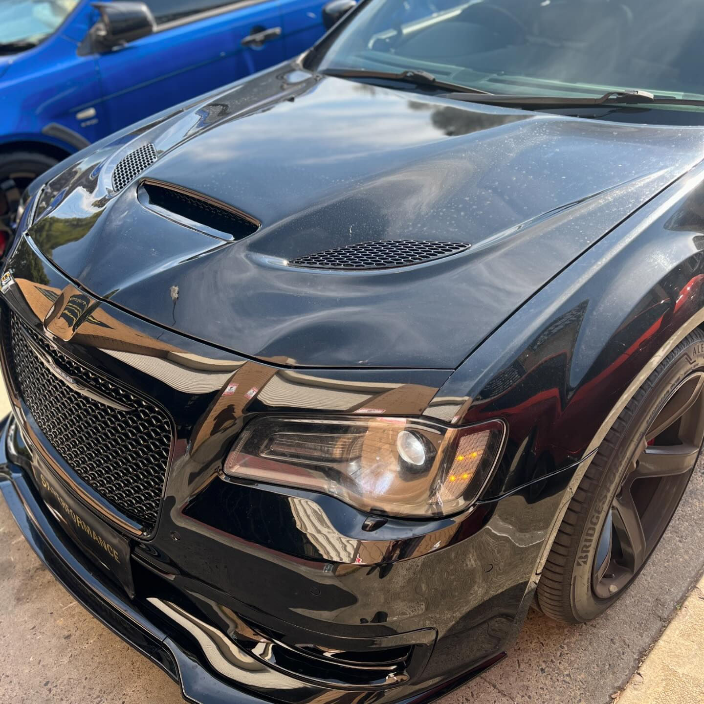 Suitable for Chrysler 300C 12+ SRT Style Bonnet