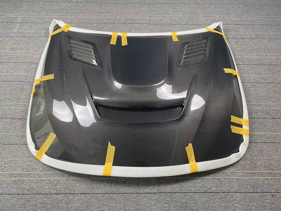 Thumbnail: BMW M3/M4 - F80/F82/F83 - Varis Style Bonnet