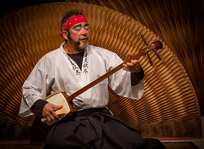 Espetáculo teatral “Mukashi mukashi” com Sergio Serrano - criador e apresentador do Programa Baú de histórias da TV Ra Tim Bum.
