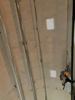 Aménagement d'un château d'eau pour installation d'antennes