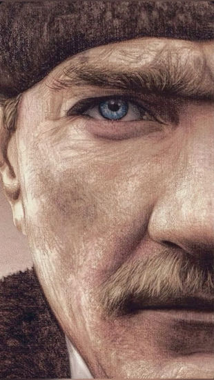 Cumhuriyet’in 102. Yılı: Sarsılmaz Bir Mirasın Sessiz Nöbeti