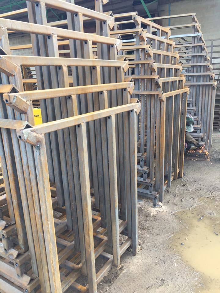 พ่นทายและเจาะ Rack