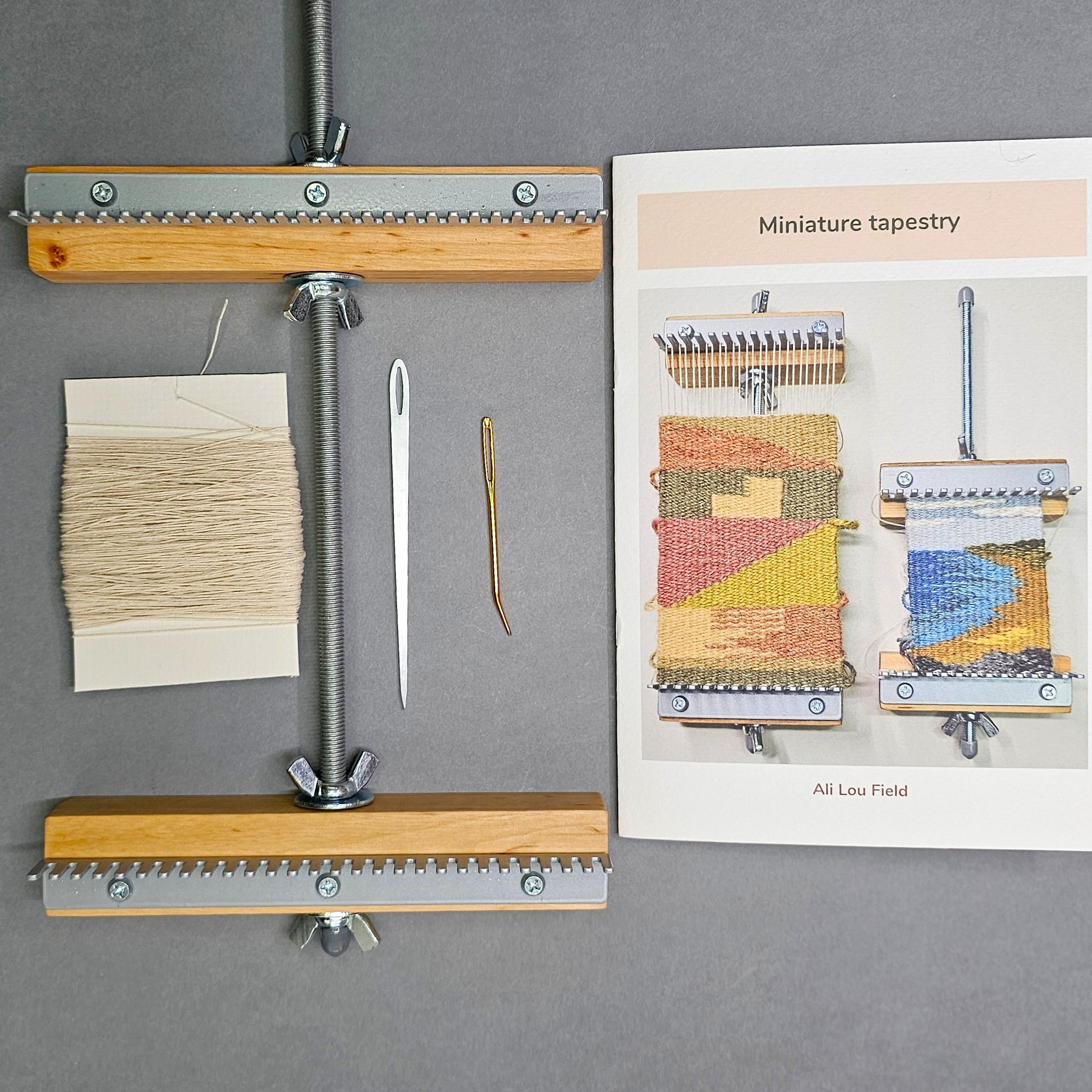 Medium tapestry loom and guide bundle