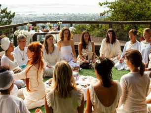 A Simple & Complete Guide to How Reiki Training Works
