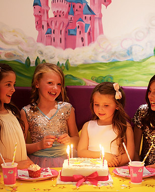 EWP-HOH GIRLS-PARTY-7_edited.jpg