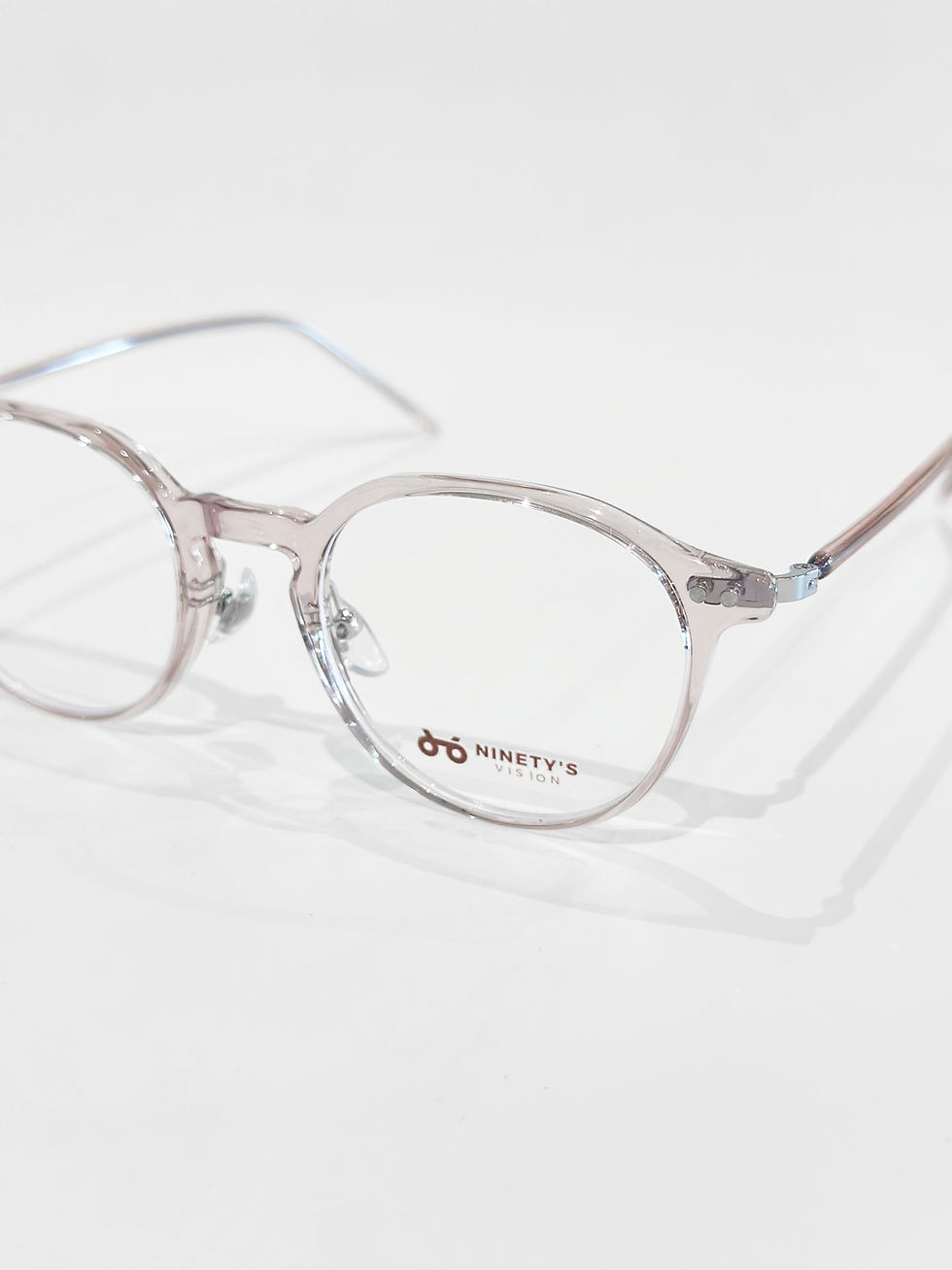 Thumbnail: Round Glasses